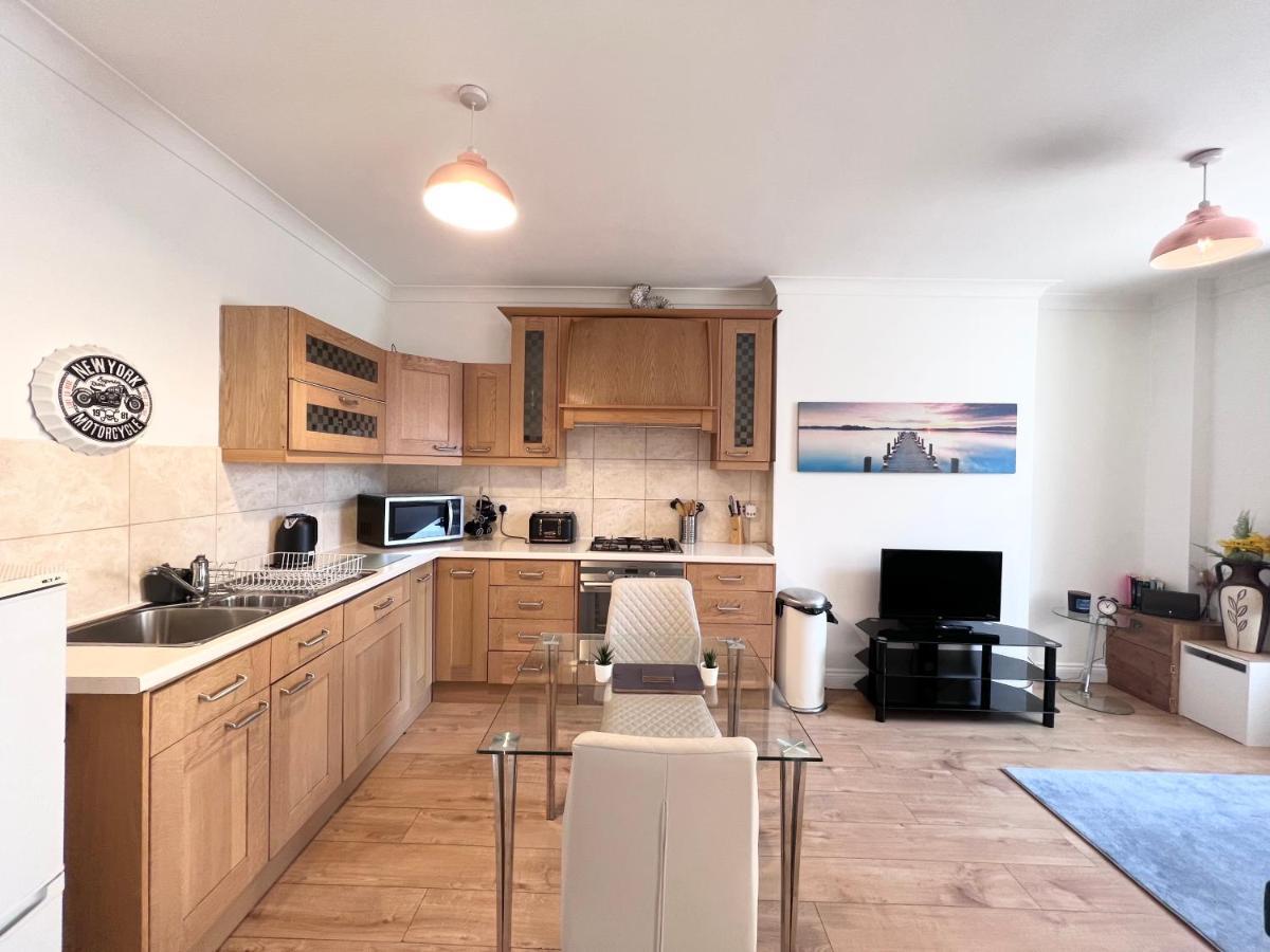 Yeovil Inn Екстер'єр фото