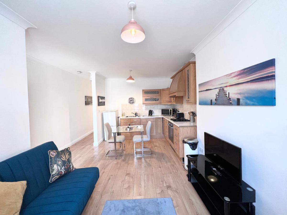 Yeovil Inn Екстер'єр фото