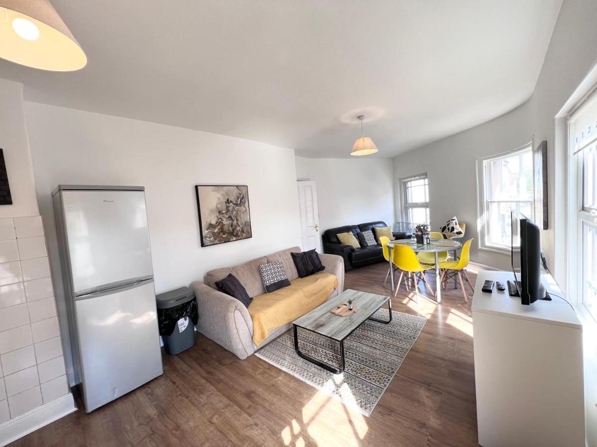 Yeovil Inn Екстер'єр фото